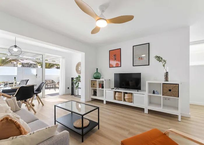 Ferlen House Ocean Breeze Retreat In 아파트