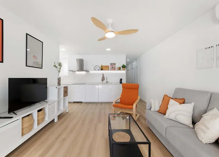 Ferlen House Ocean Breeze Retreat In *